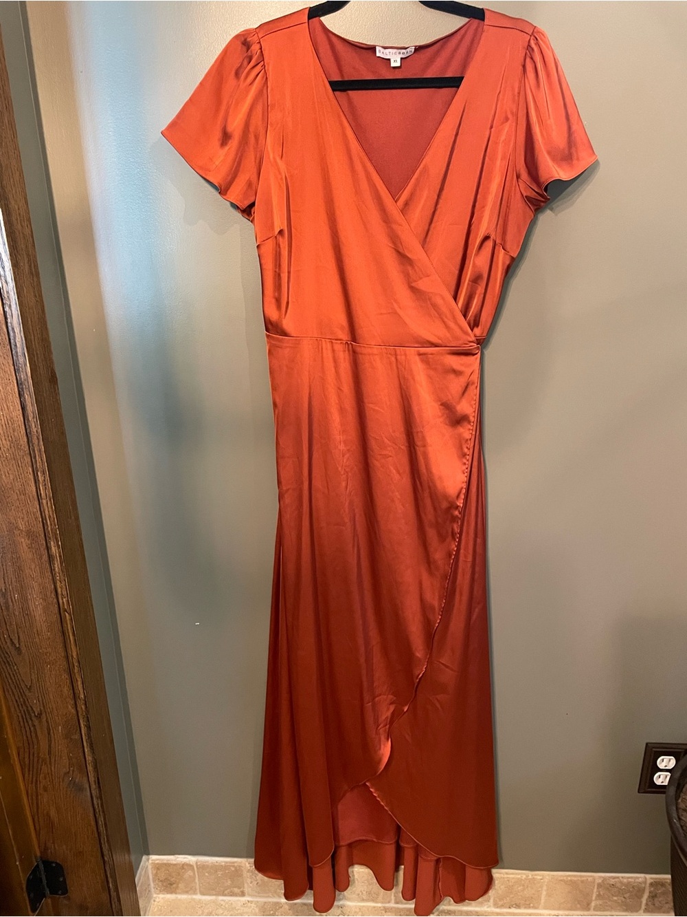 Baltic born Krystal satin wrap gown dress cinnamon color burnt orange size XL - Picture 2 of 9